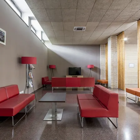 R.u Colegio De Cuenca - Centro Adscrito A La Reaj Hotel