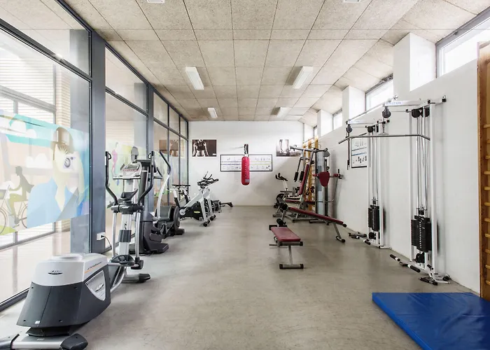 R.u Colegio De Cuenca - Centro Adscrito A La Reaj 2* Σαλαμάνκα