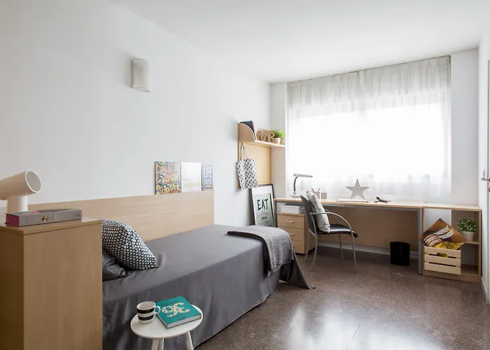 R.u Colegio De Cuenca - Centro Adscrito A La Reaj Ξενοδοχείο 2*