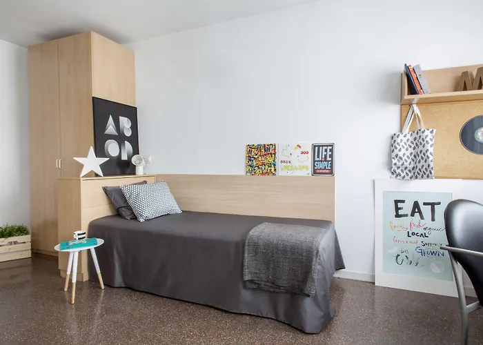 R.u Colegio De Cuenca - Centro Adscrito A La Reaj Ξενοδοχείο