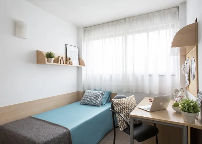 R.u Colegio De Cuenca - Centro Adscrito A La Reaj Ξενοδοχείο 2*