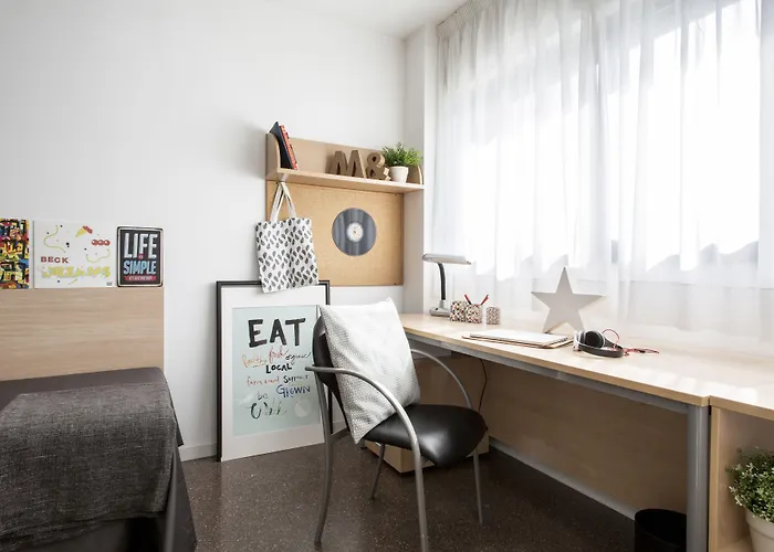 R.u Colegio De Cuenca - Centro Adscrito A La Reaj Hotel 2*